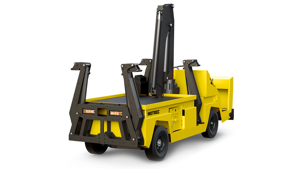 Back angle of Motrec MX-480 Crane Truck.
