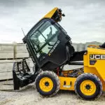 JCB 3TS-8W teleskid top lifted.
