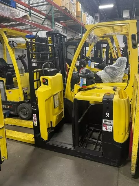 2013 – Hyster LO2.5