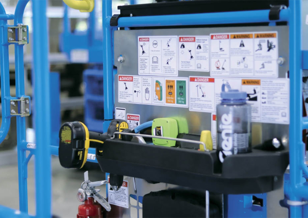 New Genie Lift Tools™ Spill Guard Promotes Clean Jobsites