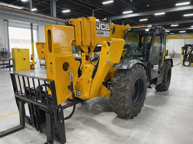 2023 – JCB 510-56