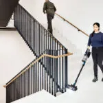 Advance VU200 cordless vacuum cleaning stairway.