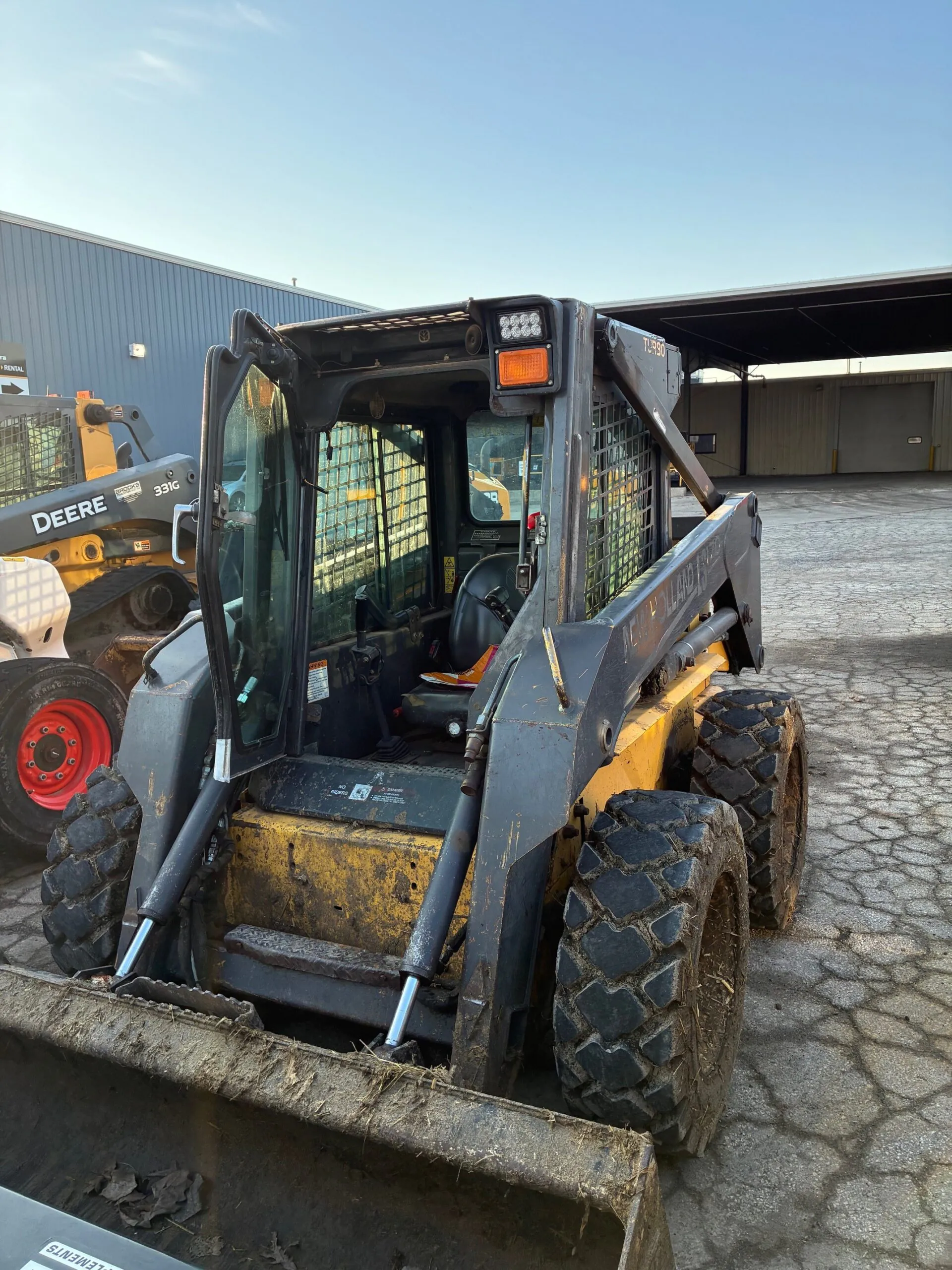 2001 – New Holland LS170