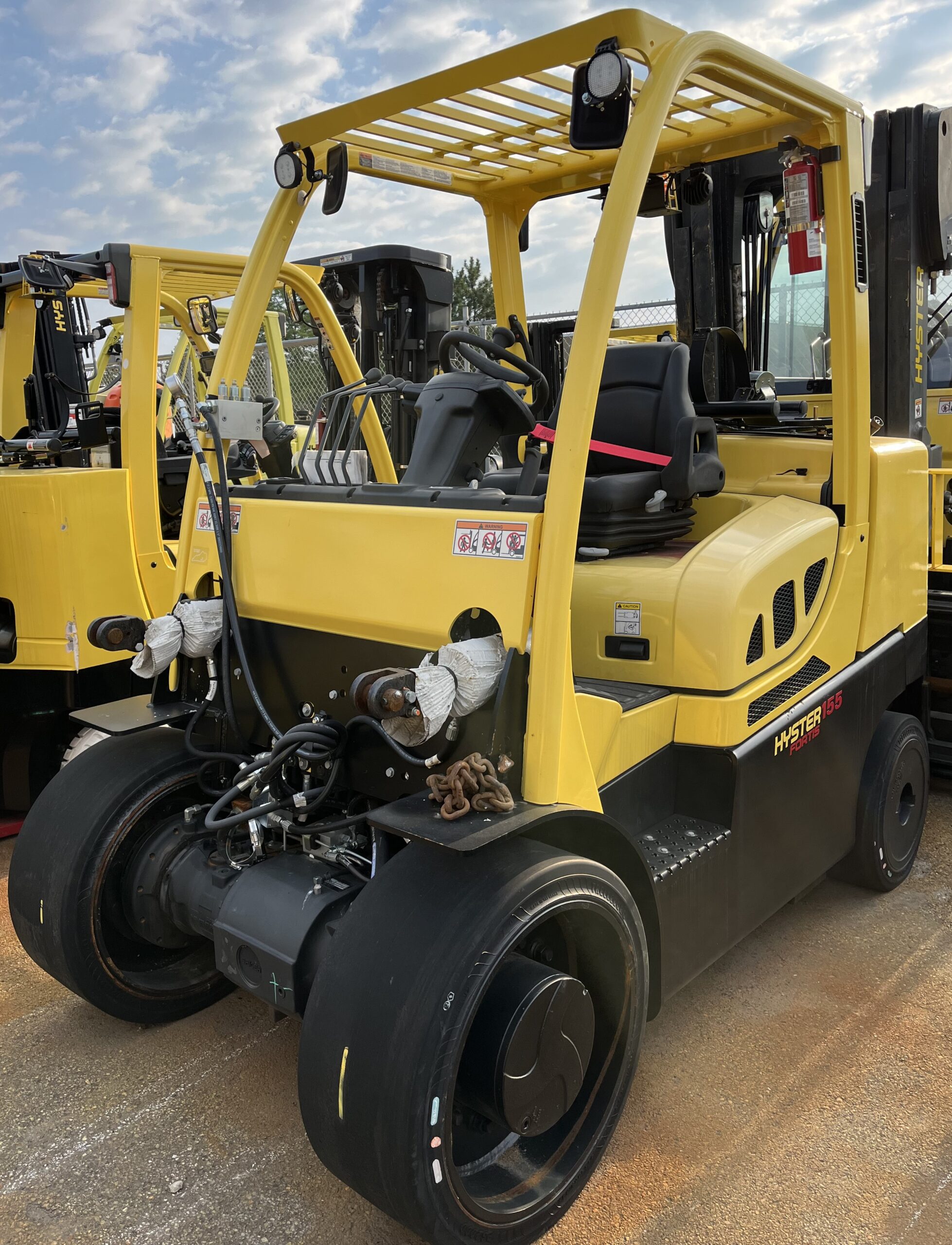 2022 – Hyster S155FT
